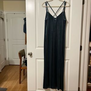 FOREVER 21 Plus Size Velvet Maxi Dress